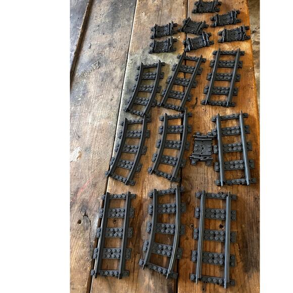 LEGO City Train Track Lot Curved Straight Switch Tracks Gray Pieces Bundle - Picture 1 of 6